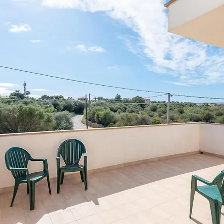 Garlanda 1 * Cala Llombards