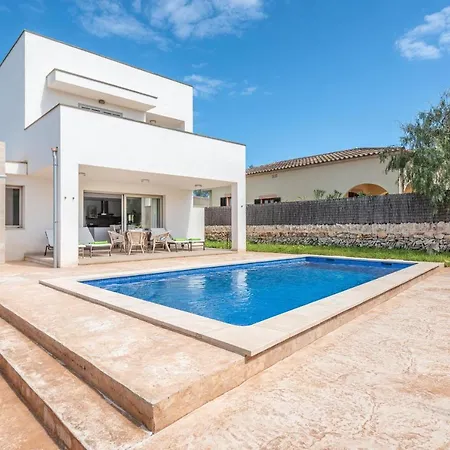 Garlanda 1 Villa *